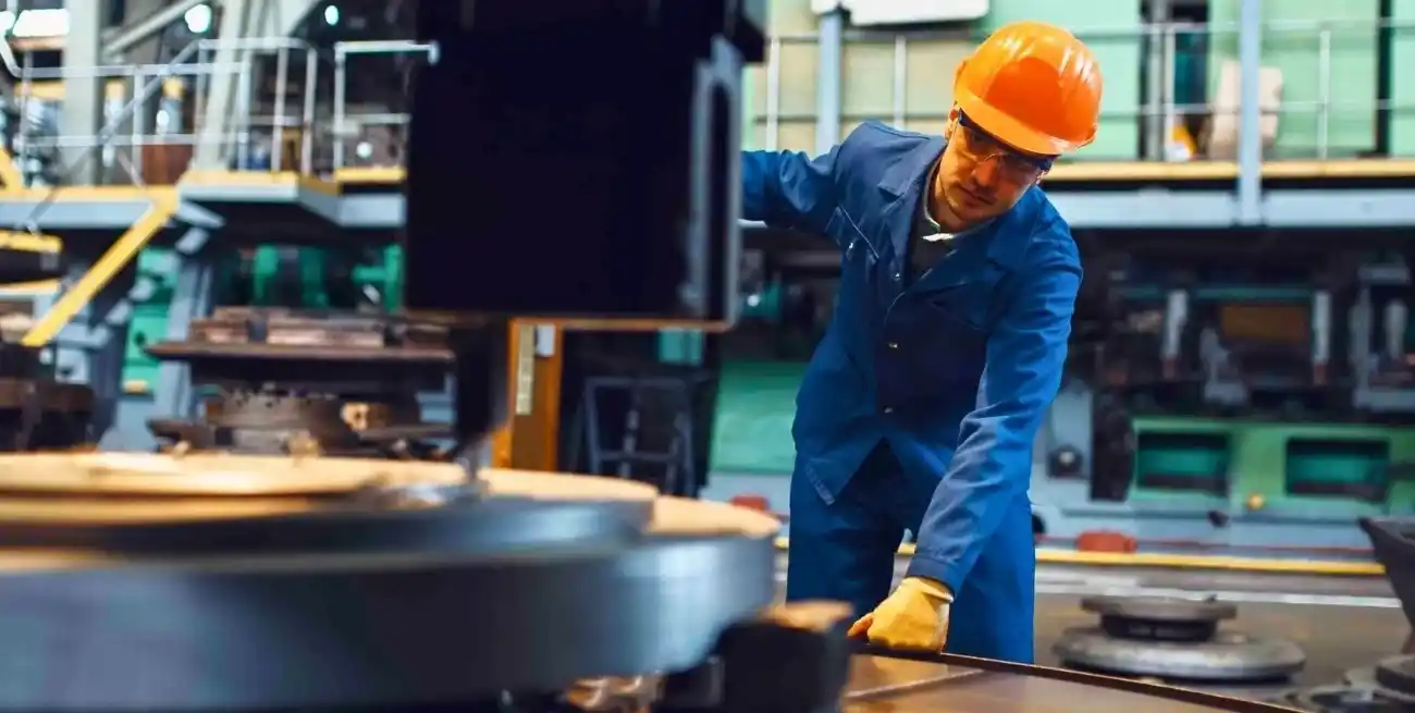 La actividad de Comercio fue la de mayor incidencia positiva en la variación interanual del EMAE, seguida de finanzas y la industria manufacturera, sostiene el reporte oficial del Indec.