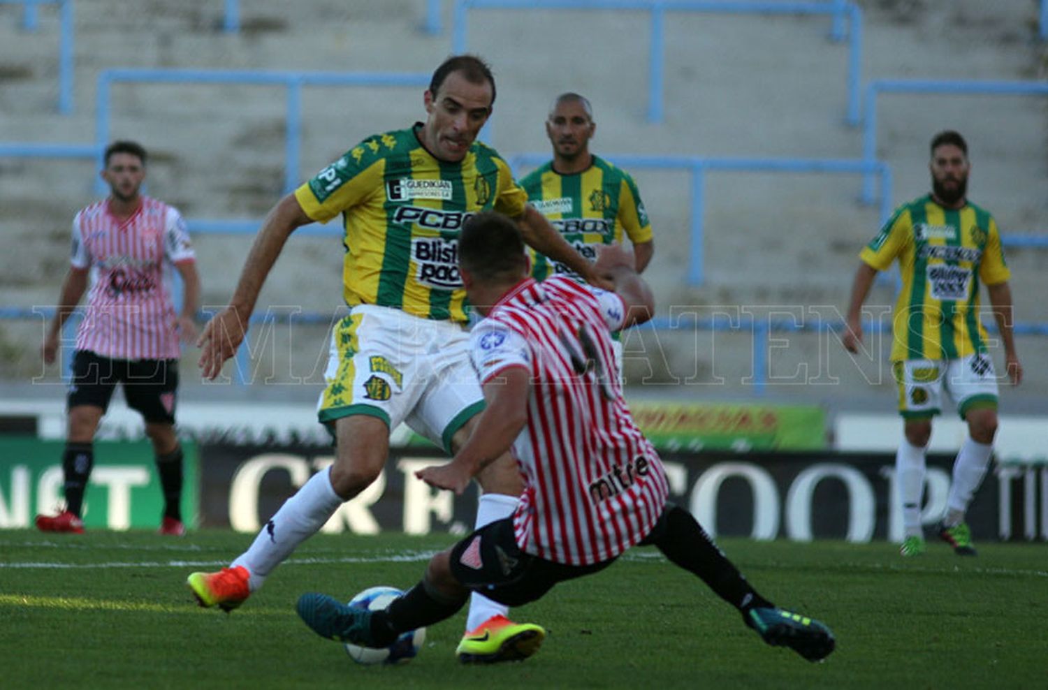 Leandro Somoza anunció su retiro del fútbol