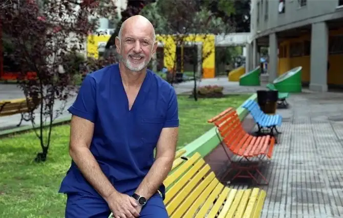 DOCTOR
