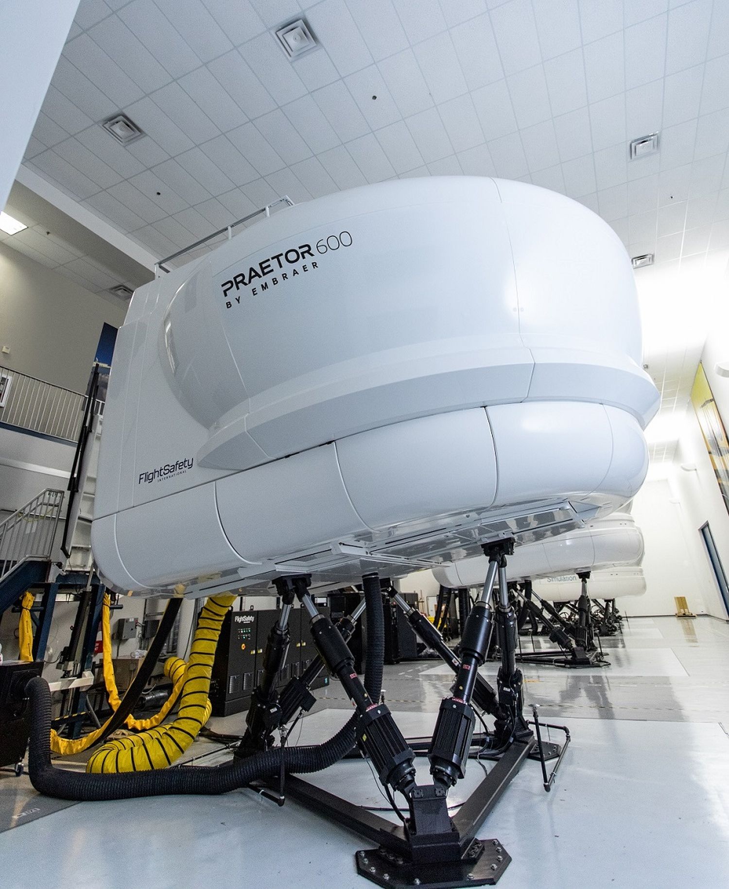 Embraer and FlightSafety to offer a new full-flight simulator for the Praetor 500 and 600