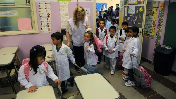Comienza el ciclo lectivo 2014 en escuelas públicas de la Provincia