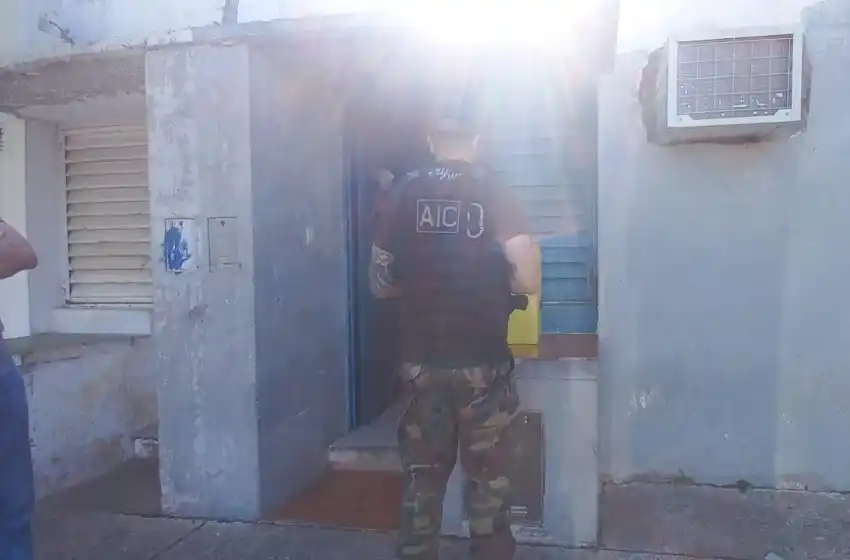 Detuvieron al sobrino de Lorena Verdún, expareja del Pájaro Cantero