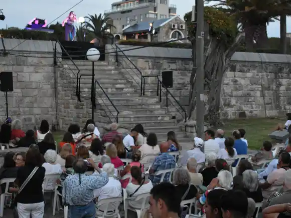 La Torre Tanque celebra su 82 aniversario al aire libre y con música