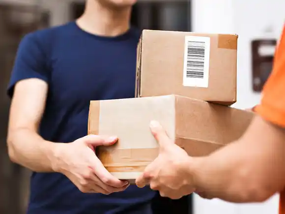 El Gobierno desregula la importación de alimentos y podrán ingresar al país sin la intervención de la ANMAT