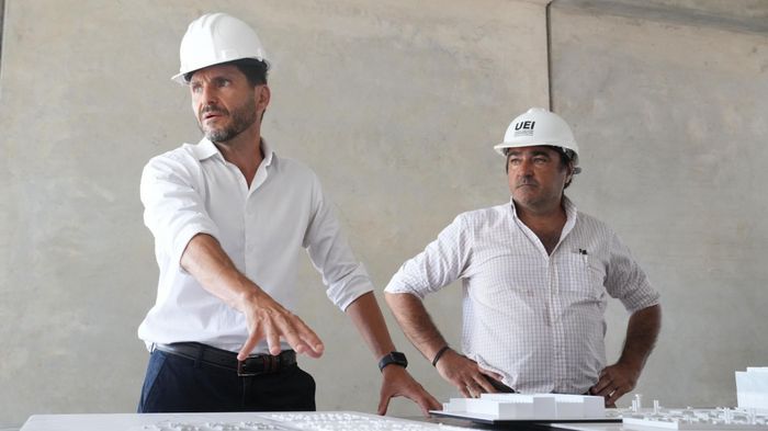 Pullaro recorrió las obras de la Unidad Penitenciaria N° 8 junto a funcionarios provinciales.