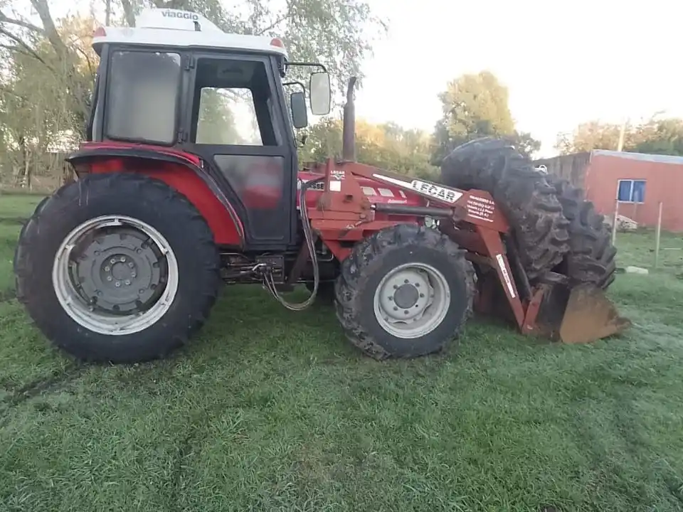 Paso de la Laguna: la Comuna adquirió neumáticos para su parque automotor