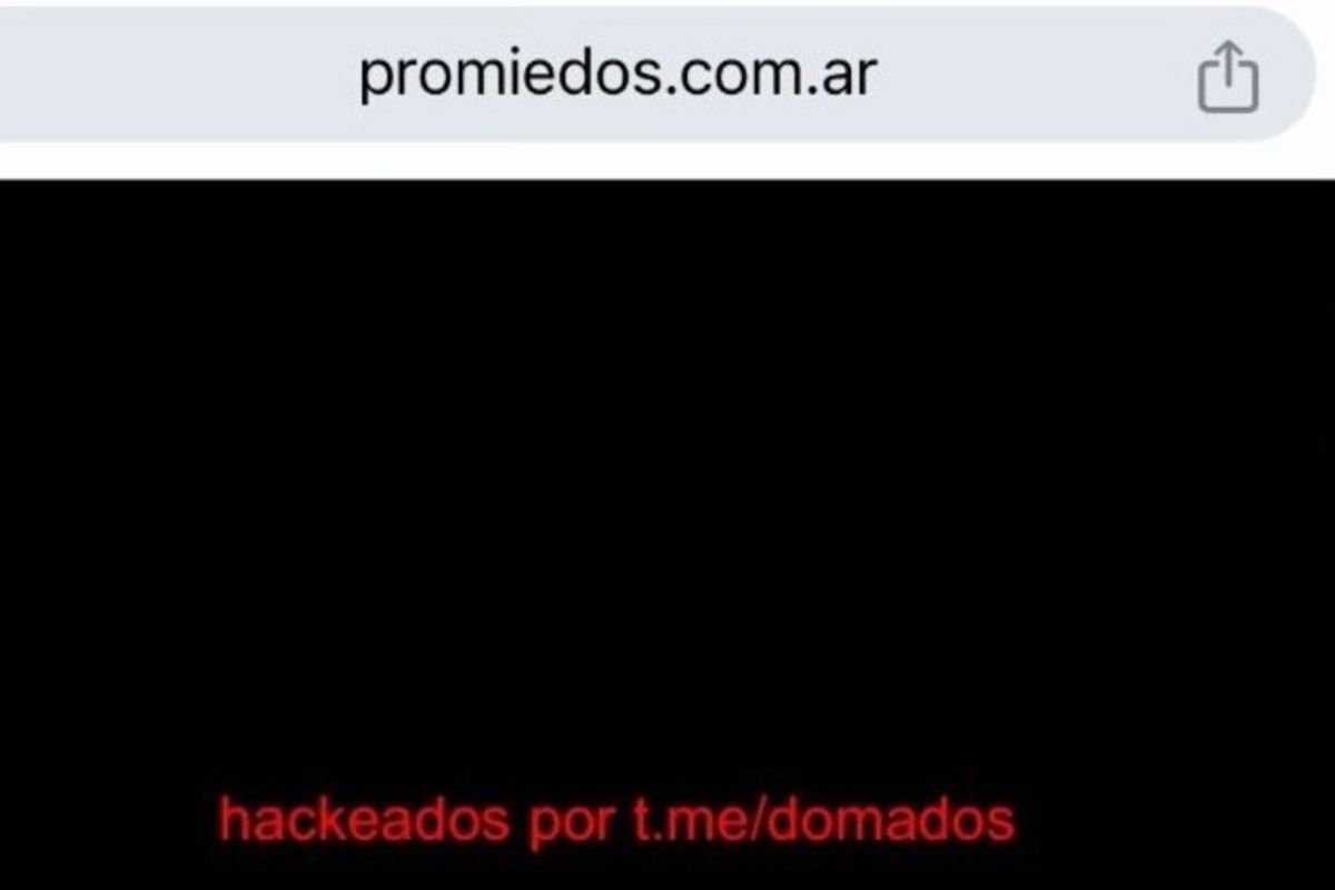 Los intentos por restablecer el sitio fueron frustrados repetidamente por los hackers