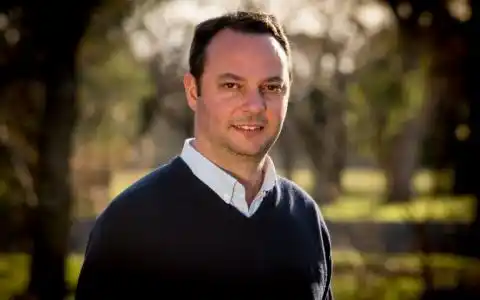 Ratto criticó a quienes se sacan la foto tras vacunarse: “Me parece una estupidez politizar todo”