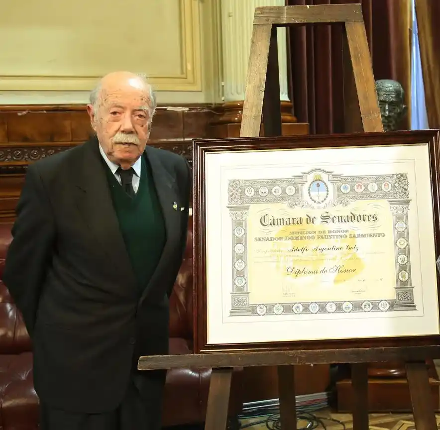 Falleció el escritor y periodista Adolfo Golz