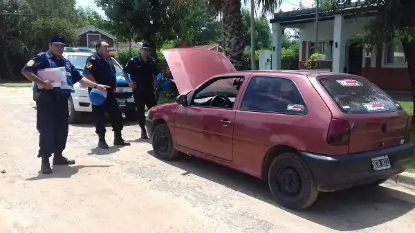 Secuestran en Pueblo Belgrano un auto con pedido de captura 