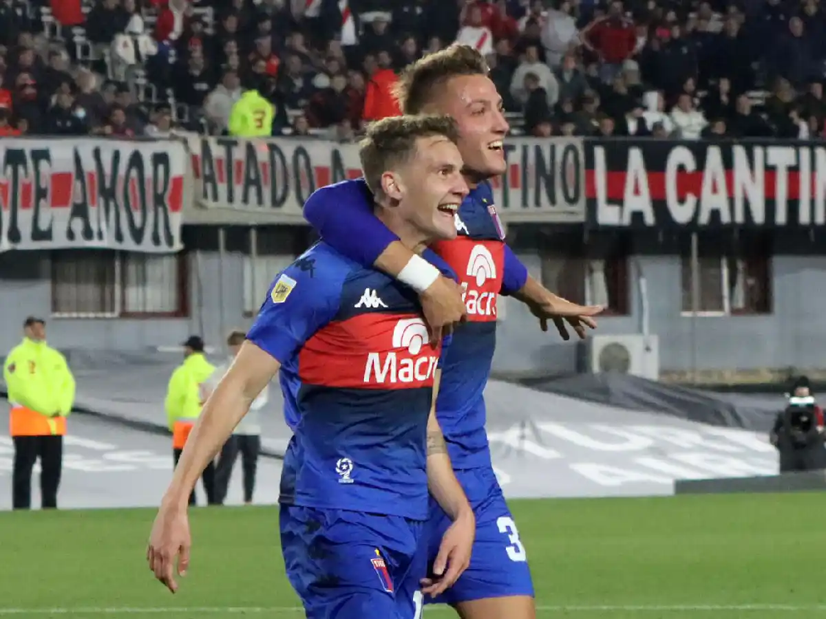 Un golpe "Monumental": Tigre eliminó a River