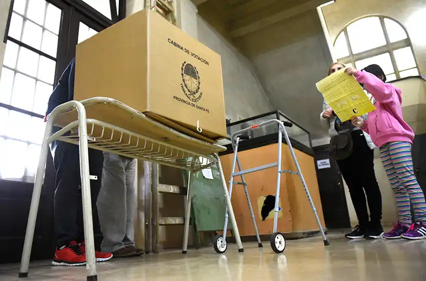 Se completan las listas y ya confirmaron a los precandidatos a intendente y concejal