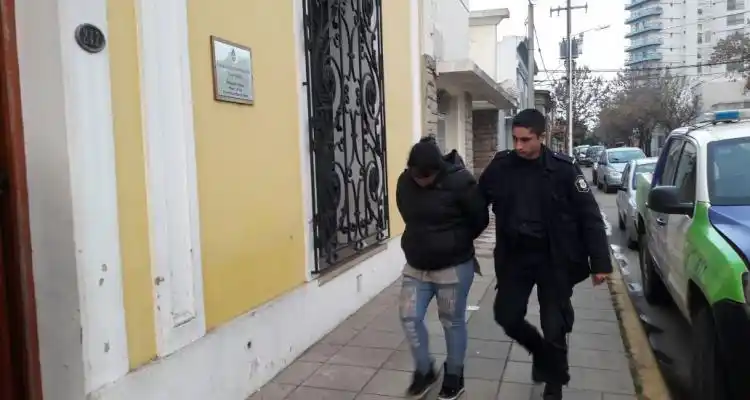 Liberaron a las dos mujeres apresadas durante el megaoperativo por drogas en el Hermano Indio