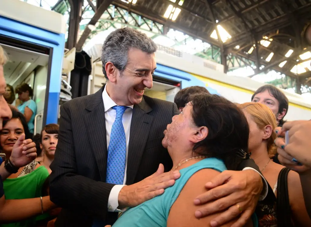 Randazzo presentó manual de derechos, obligaciones y reclamos para pasajeros del tren
