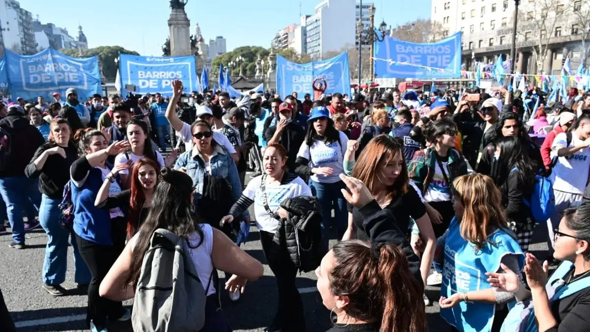 Semana caliente: Organizaciones sociales marchan a la Quinta de Olivos y cortarán Ruta 3 en reclamo de “alimentos”