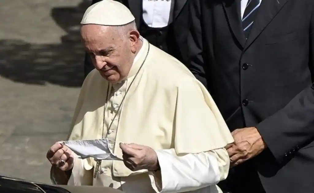 El Papa Francisco habló sobre una eventual renuncia: “No sería una catástrofe”