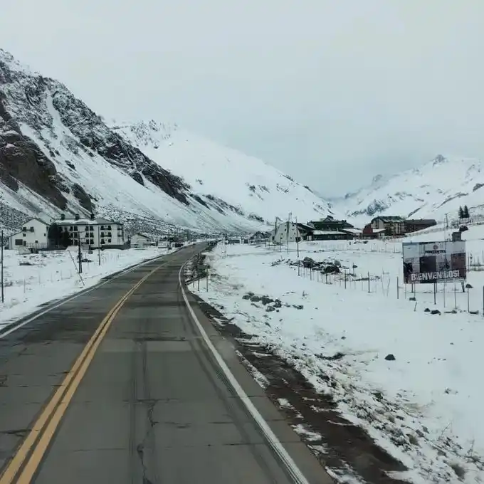 Más de 2000 camiones varados a la espera de la apertura  del Paso Cristo Redentor