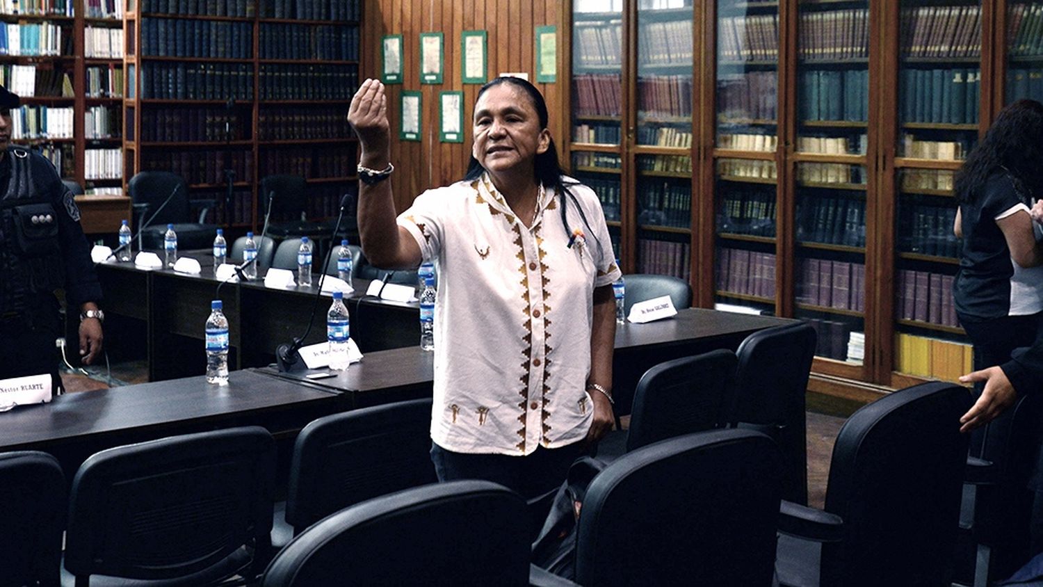 Piden elevar a juicio una causa contra Milagro Sala por el robo de un expediente