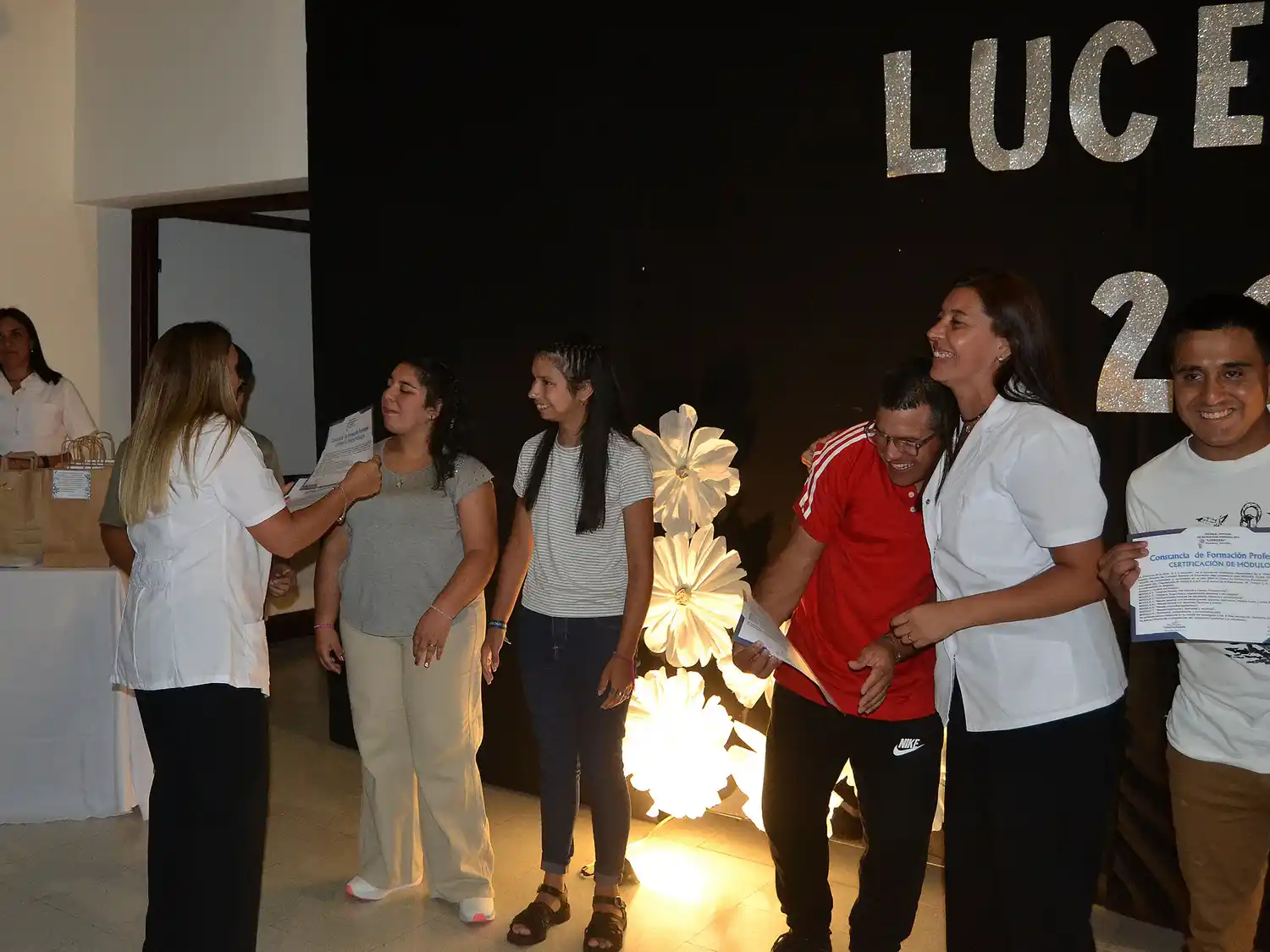 Emotivo acto de egresados y cierre del ciclo lectivo en “Lucecitas”