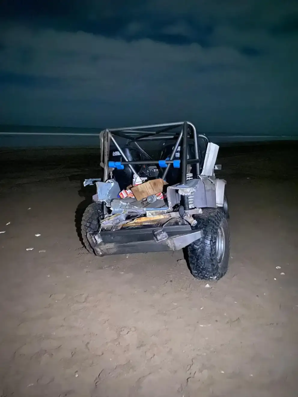 Imagen del jeep de Santiago Duca luego del accidente.