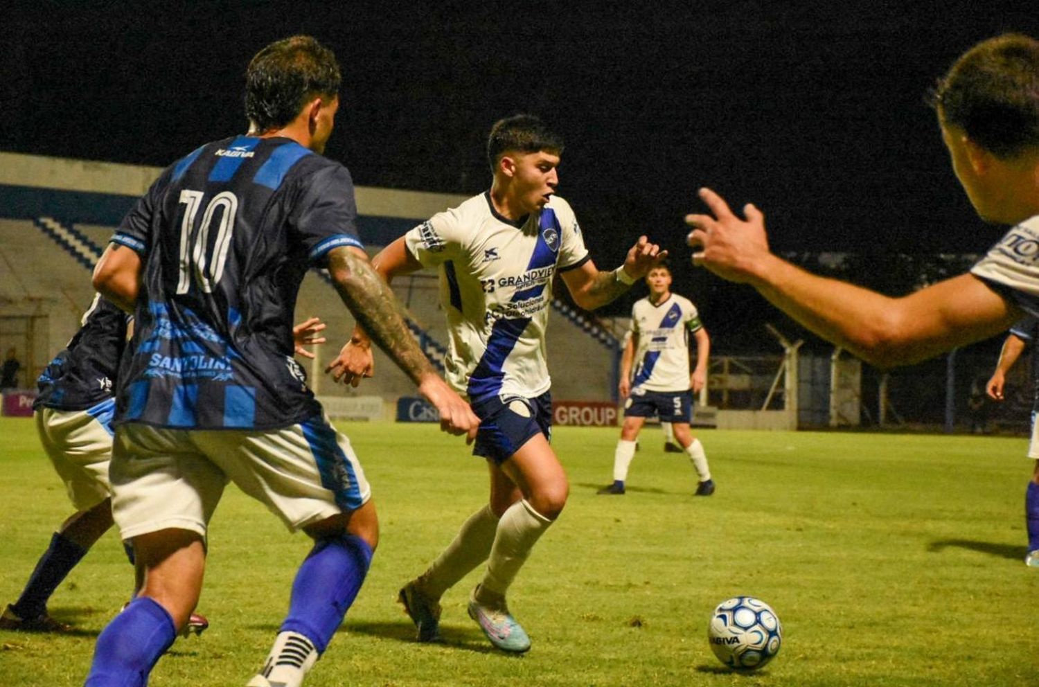 Juventud Unida le sacó un empate como visitante a Sportivo Ben Hur.