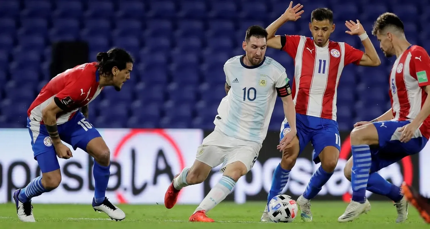 Messi sí. A pesar de no estar ciento por ciento físicamente, Lio será titular este jueves a las 20 para enfrentar a Paraguay.