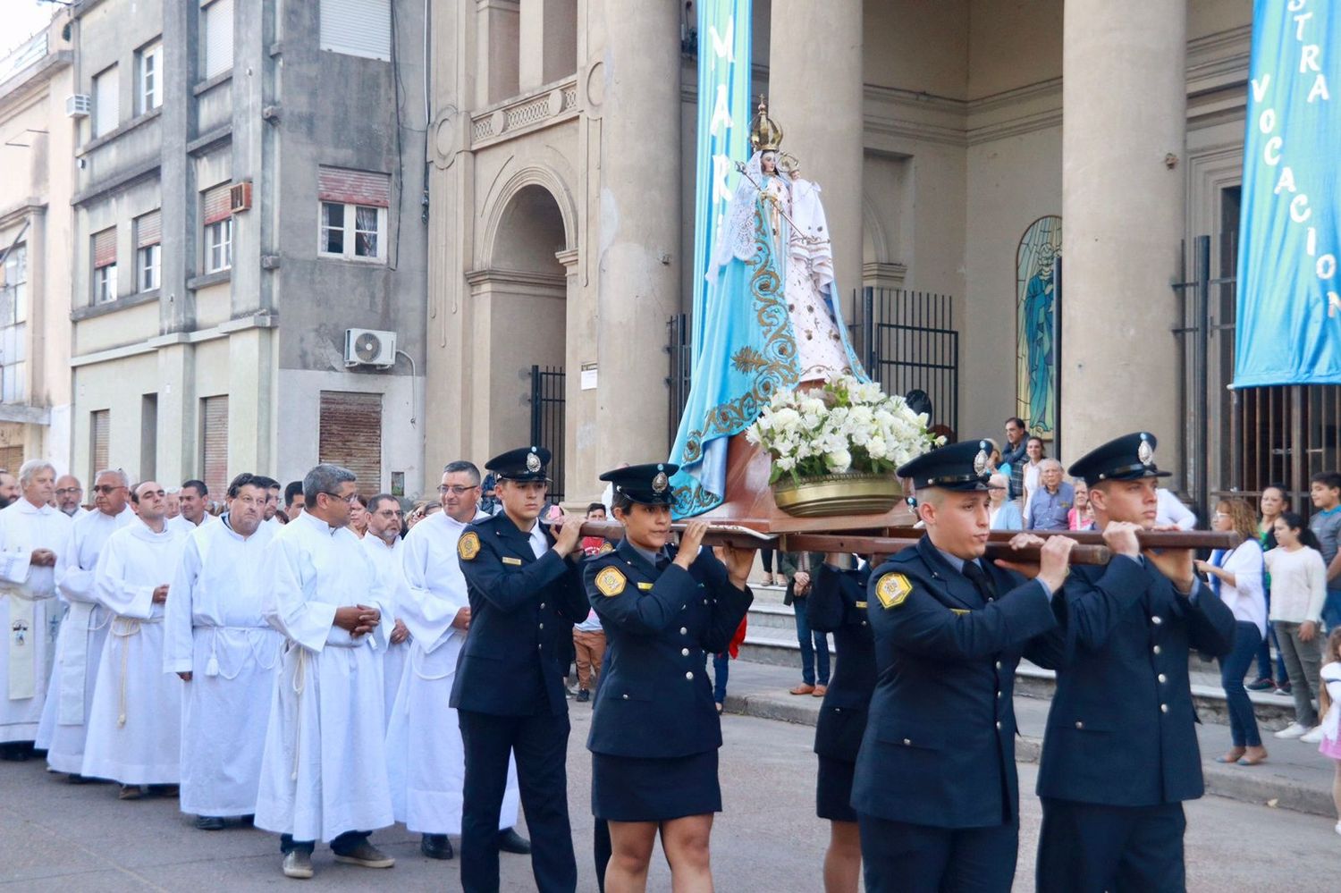 La Diócesis de Gualeguaychú celebró su fiesta Patronal venerando a Nuestra Señora del Rosario