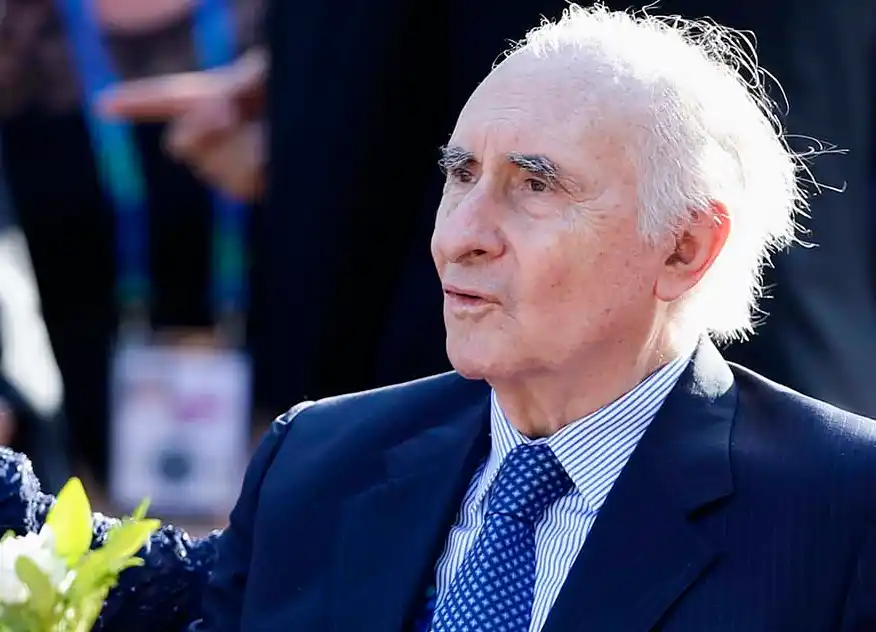 Dan el alta a Fernando De la Rúa, que fue derivado a un centro de rehabilitación