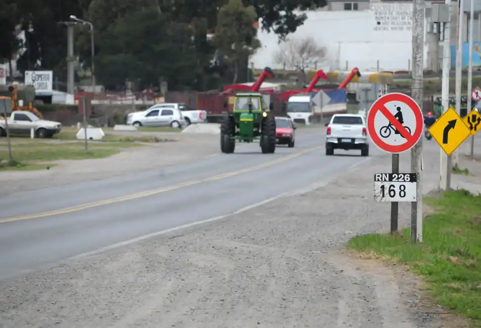 Avanza la investigación para dar con el conductor de la pick up del choque fatal en la 226