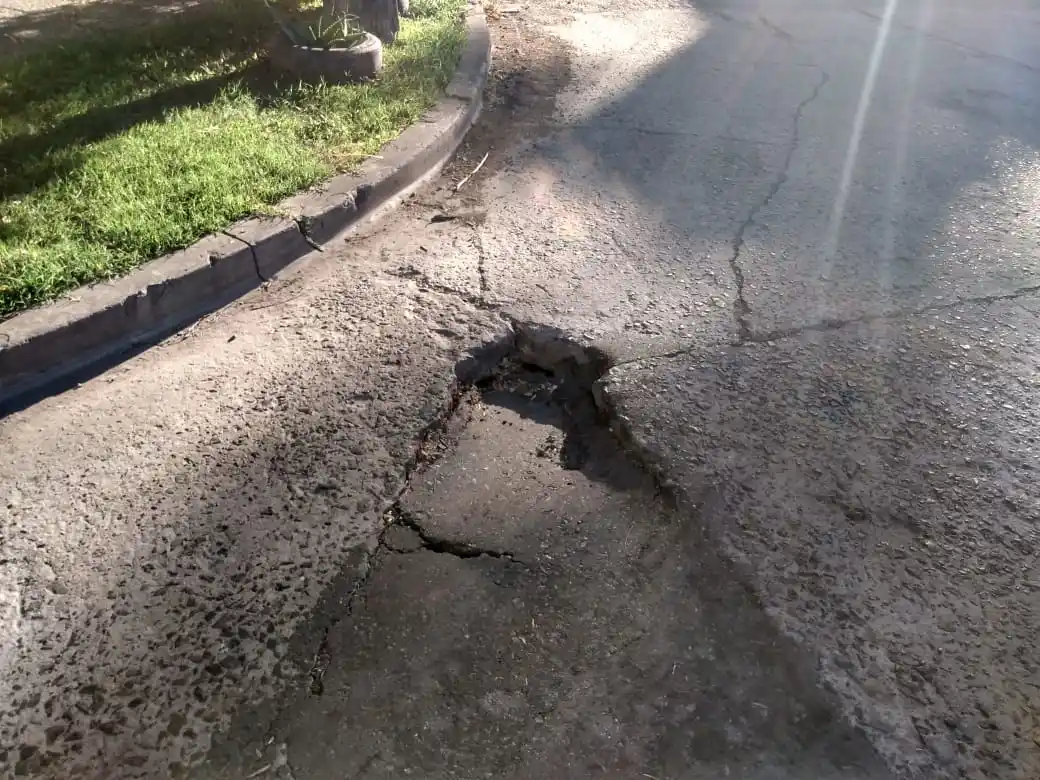 Reporte ciudadano: “Cada día más grande el pozo”
