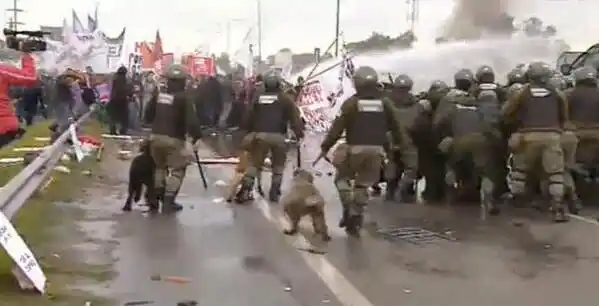 Conflicto Lear: Violentos incidentes en Panamericana en piquete de trabajadores