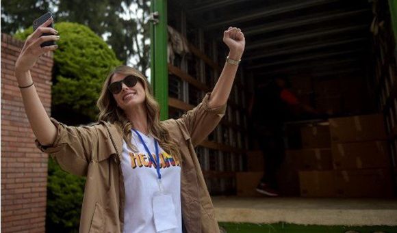 Te derretirás de ternura al ver cómo está el hijo de Stefanía Fernández (Foto)