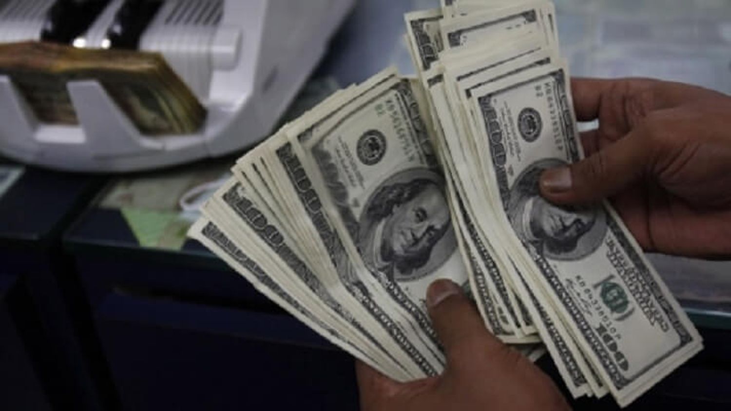 ¡BCV A LA CARGA OTRA VEZ! Inyección de dólares en la banca supera cualquier pronóstico