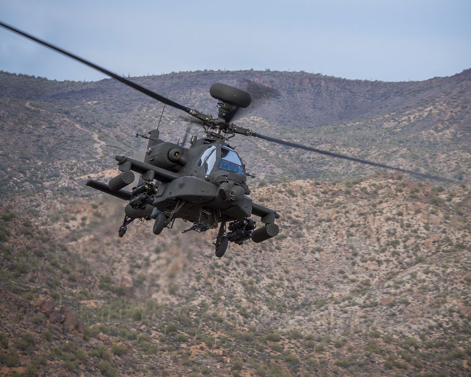 EE.UU. autoriza la posible venta de 36 helicópteros Apache a Corea del Sur