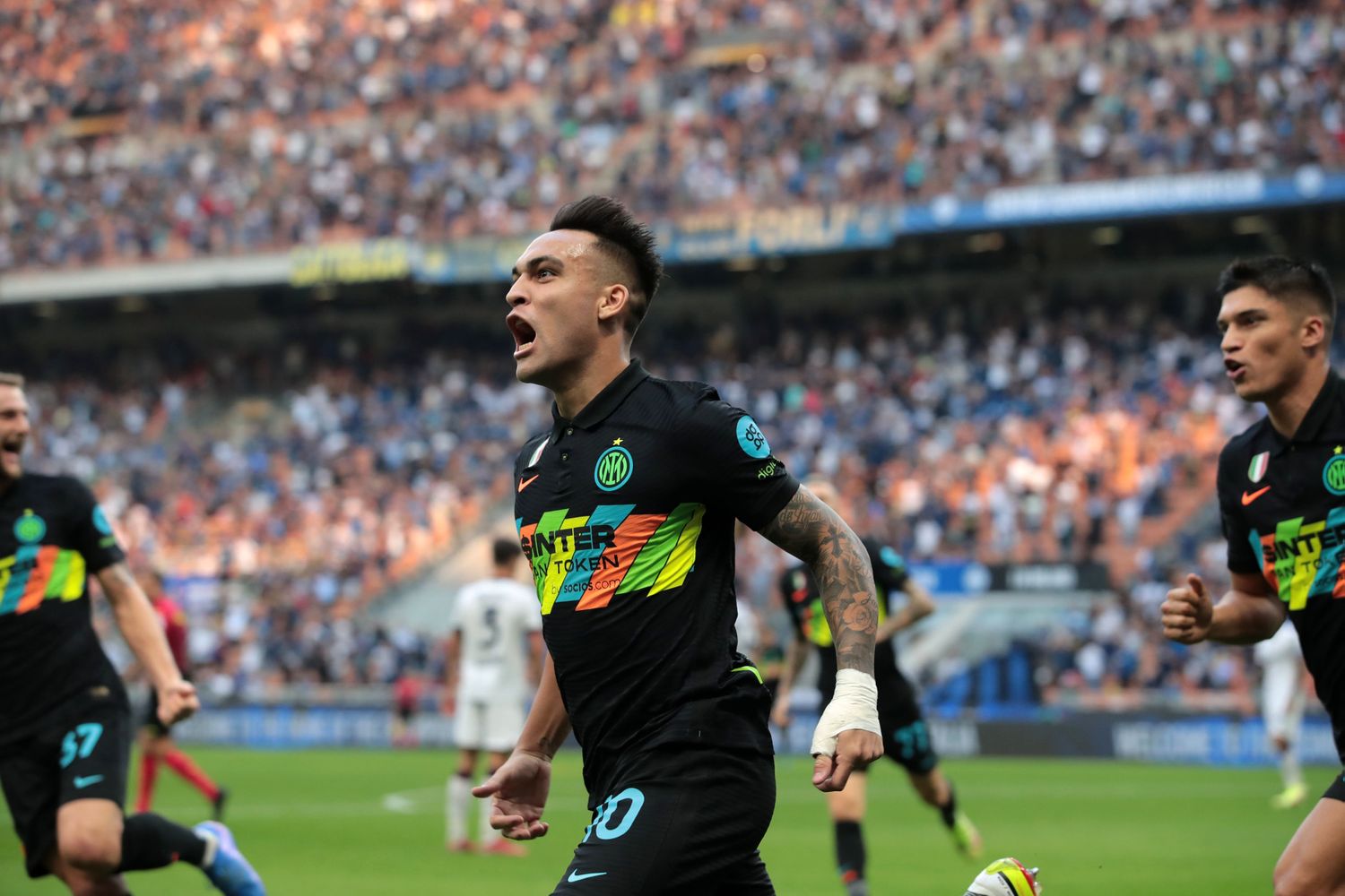 Lautaro Martínez abrió la cuenta en la goleada de Inter