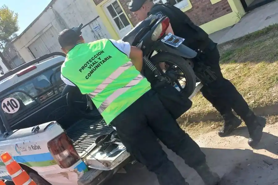 Se retuvieron de manera preventiva 37 motocicletas y 1 auto. También se registraron 2 alcoholemias positivas y 2 retenciones de licencia.