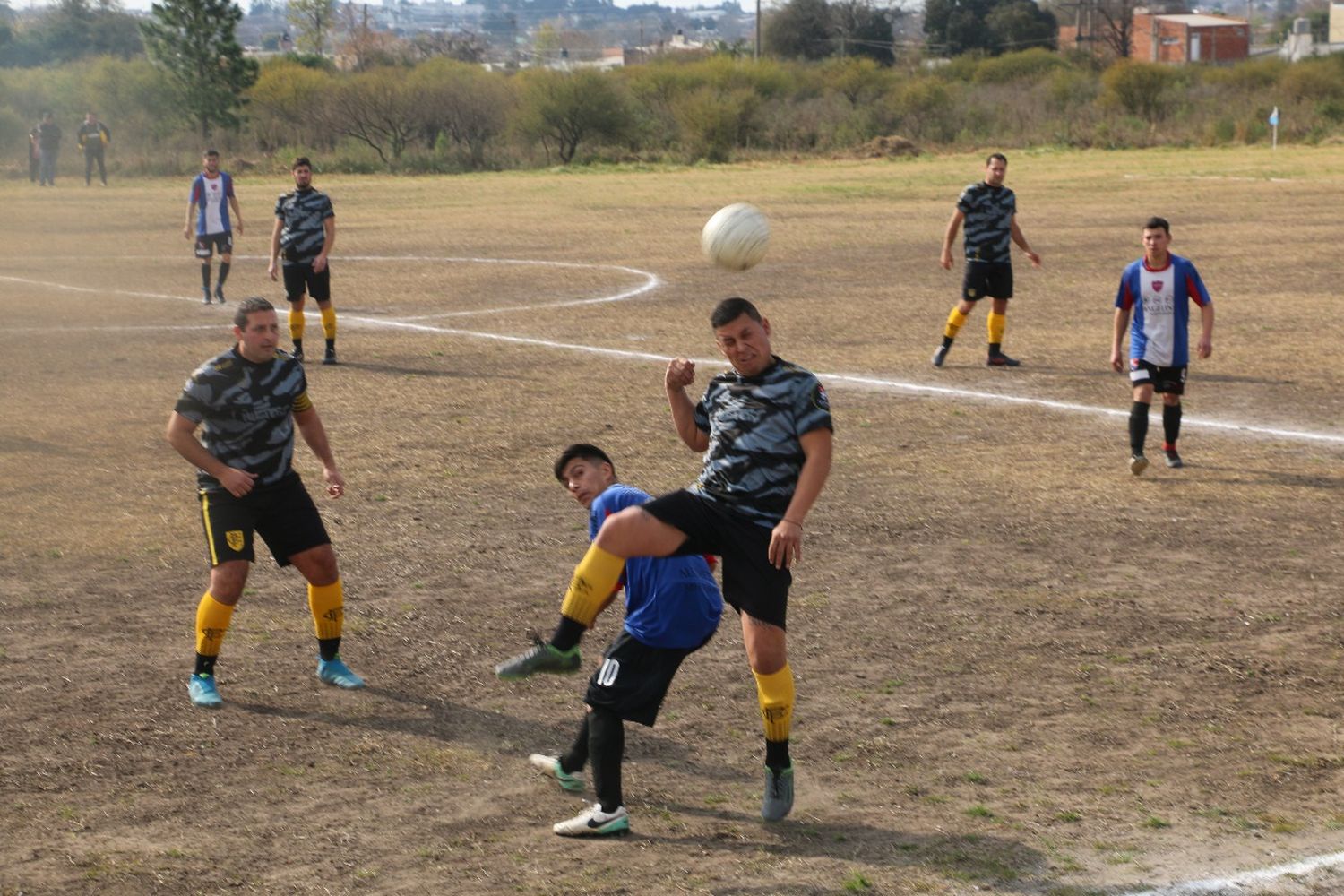 AFAG: Primero de Mayo frenó a Peñarol y Cave se afirma en la B