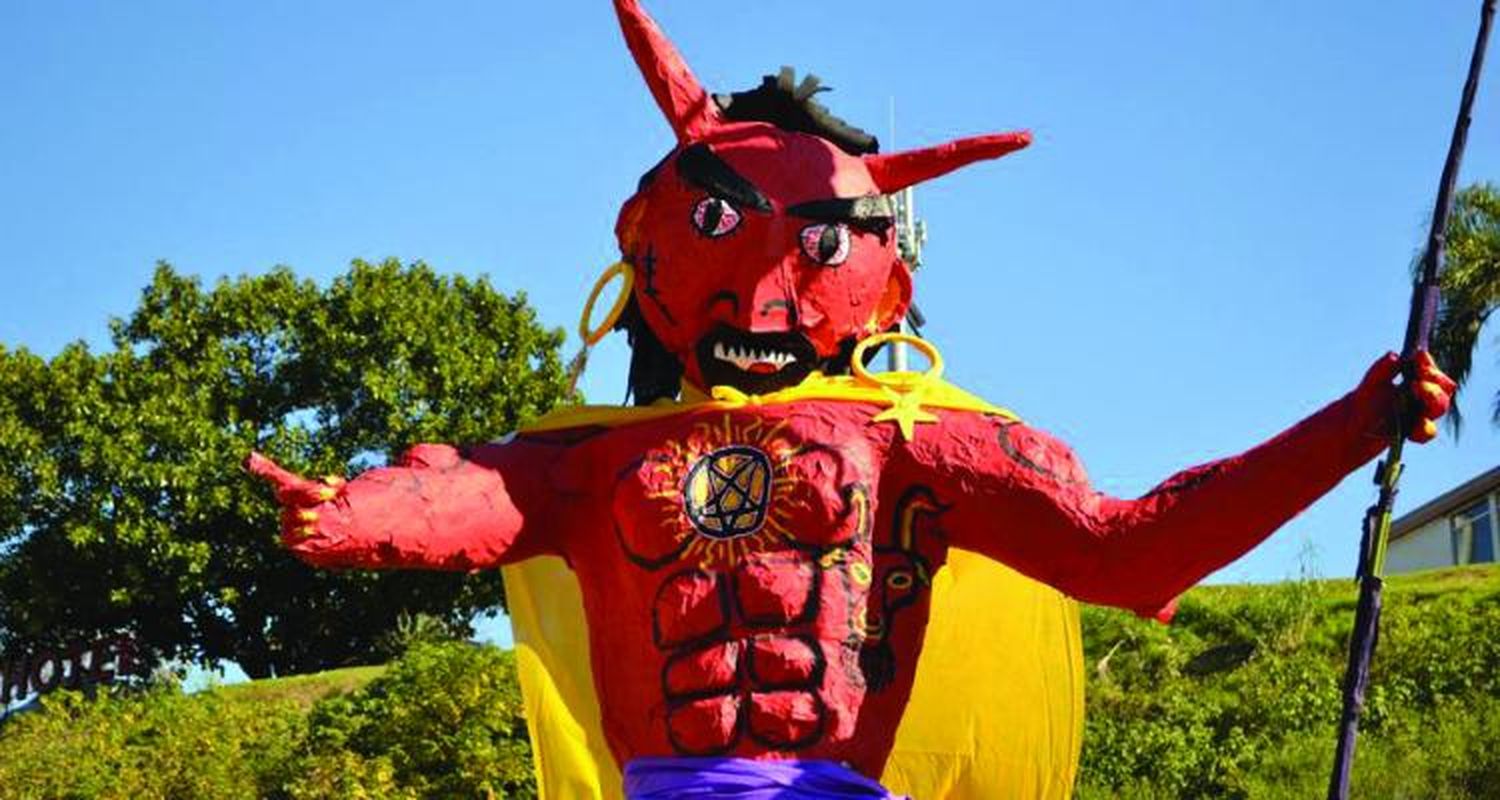El demonio ardió  en las barrancas