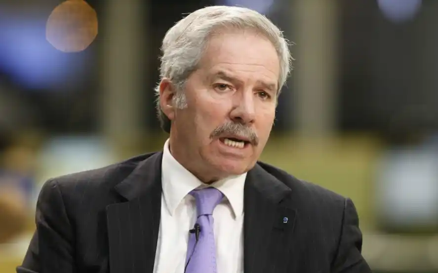 Solá contra Macri: "Hay gente que antes hacía esfuerzos y ahora hace sacrificios, como comer una vez por día"