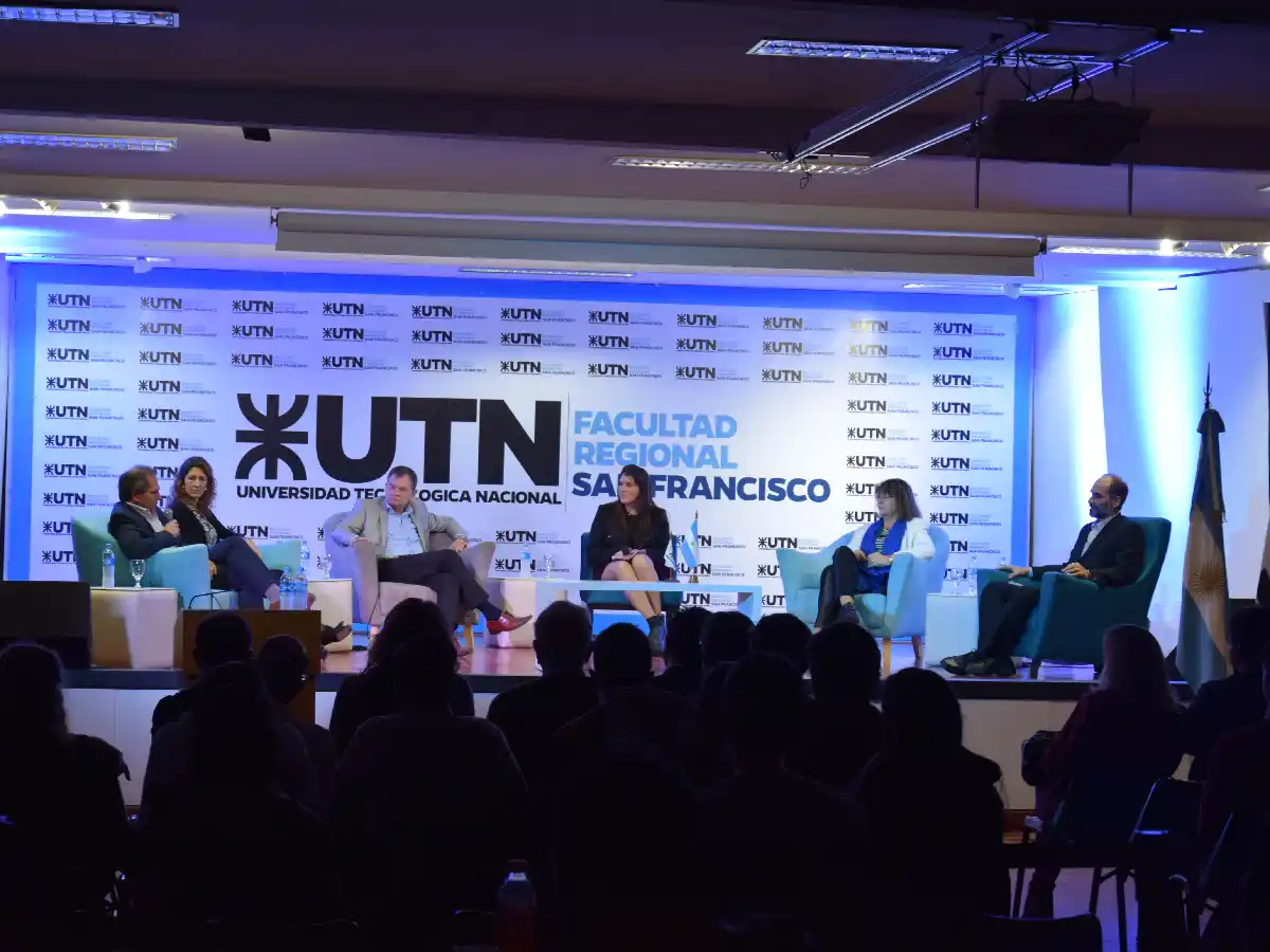 “El futuro del trabajo y la 4ta. Revolución  Industrial”, eje de la charla de este viernes en UTN
