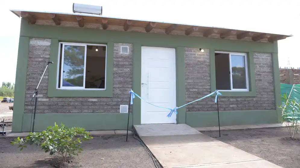 Construir una casa reciclando basura