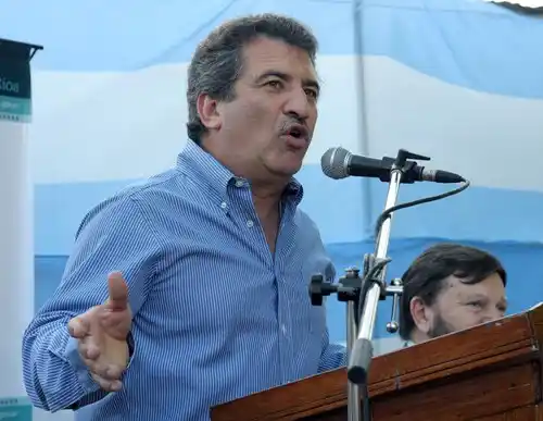 Malvinas Argentinas: Militantes lanzaron la mesa Urribarri 2015 
