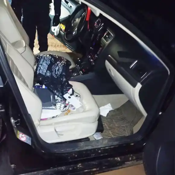 Secuestran estupefacientes, dinero en efectivo y detienen a un hombre