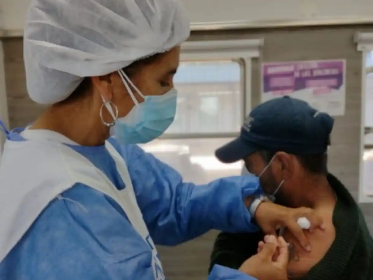 Según un virólogo, "estamos lejos de la inmunidad de rebaño"