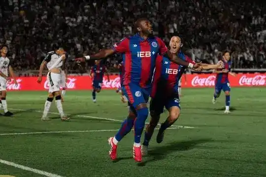 San Lorenzo ganó y a Independiente le arrebataron el triunfo en el final: hoy juegan Boca, River y Racing