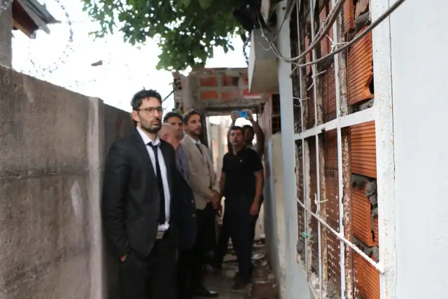 Autoridades del gobierno y fiscales monitorearon la inactivación de los inmuebles