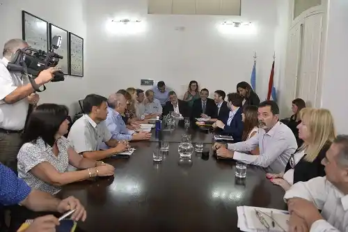 El Gobierno le propuso a los docentes que la suba salarial sea acorde a la inflación