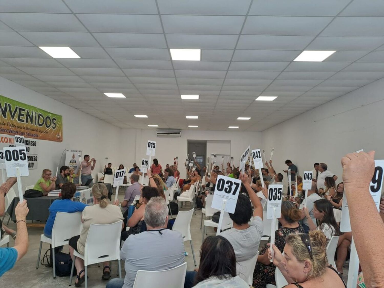 Agmer resolvió exigir la apertura de paritarias en febrero