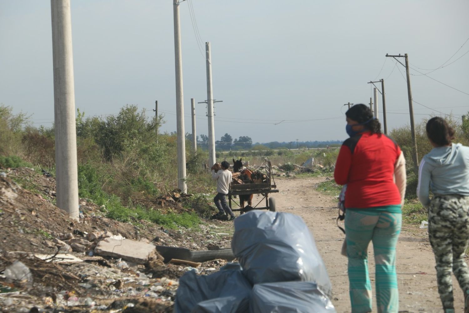 Macrobasurales: la lucha entre los cooperativistas y los irresponsables de siempre