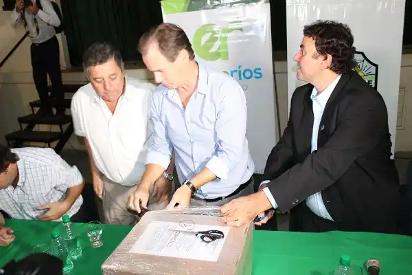 El Gobernador Bordet anunció que la Ruta 51 “se hará en una sola etapa”